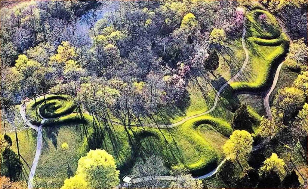 Great Serpent Mound